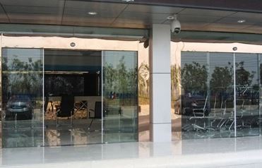 使用蕪湖自動門方便了我們的生活